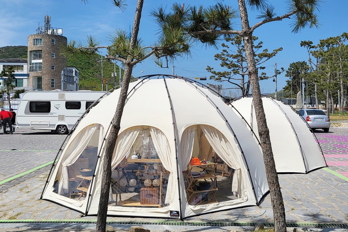 나정고운모래해변오토캠핑장 텐트 외관