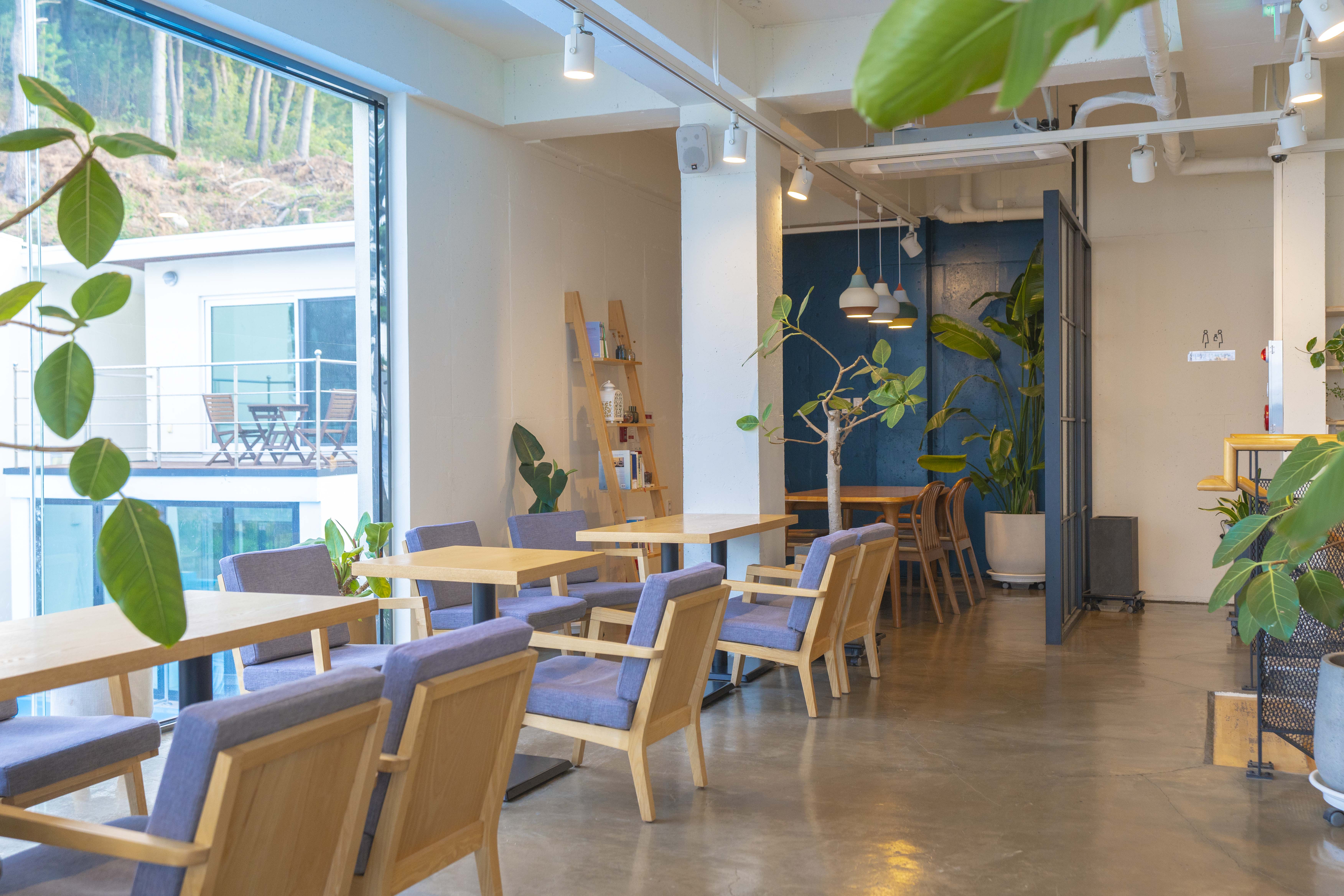 cafe 1-21 내부전경