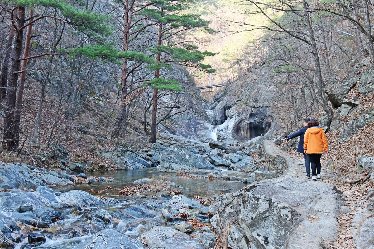 덕구계곡 사진2